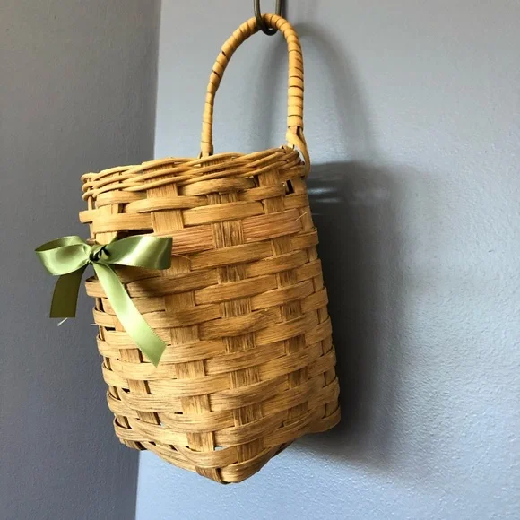 COPY - Vintage Trio Of Hanging Wicker Wall Baskets - Picture 10 of 16